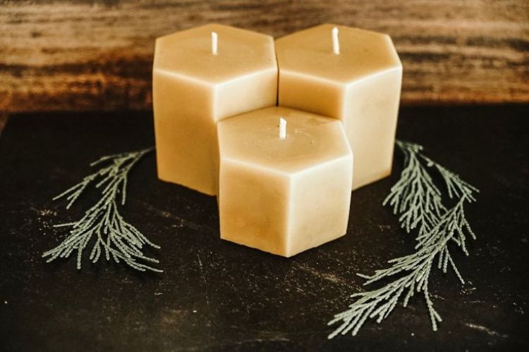 Soy vs Beeswax Candles